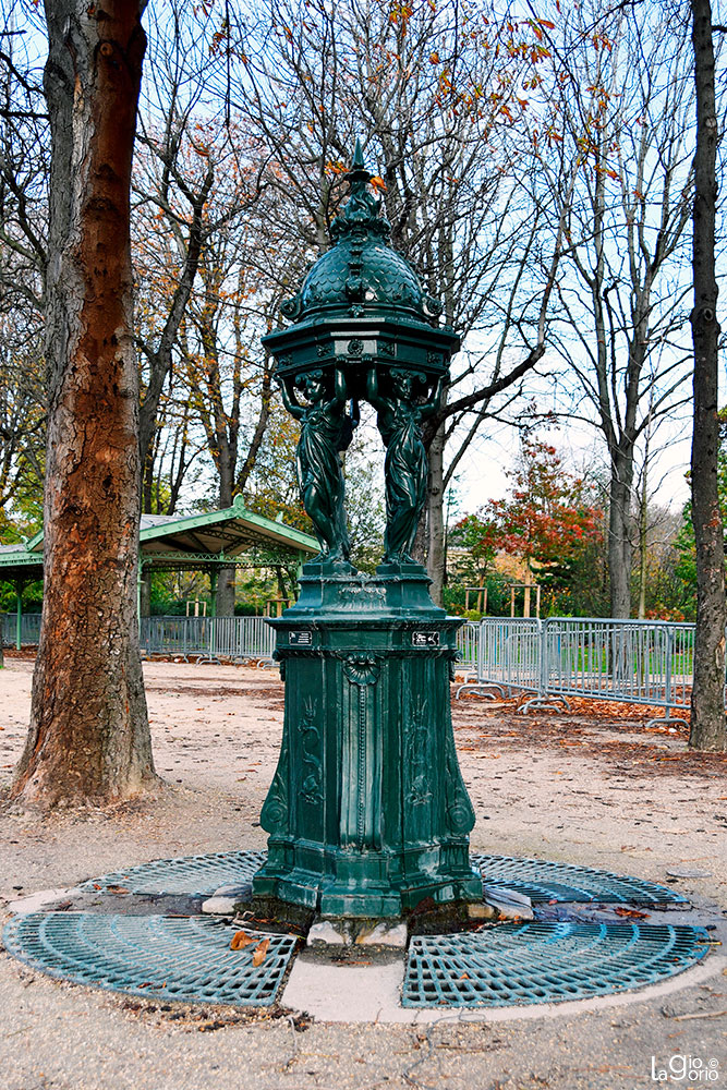 Fontana Wallace · (Charles Auguste Lebourg) · Paris