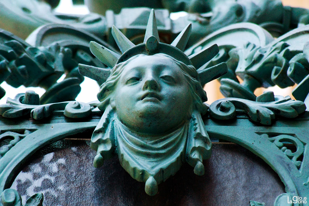 Luminaire de bronze Opéra de Nice · Nice