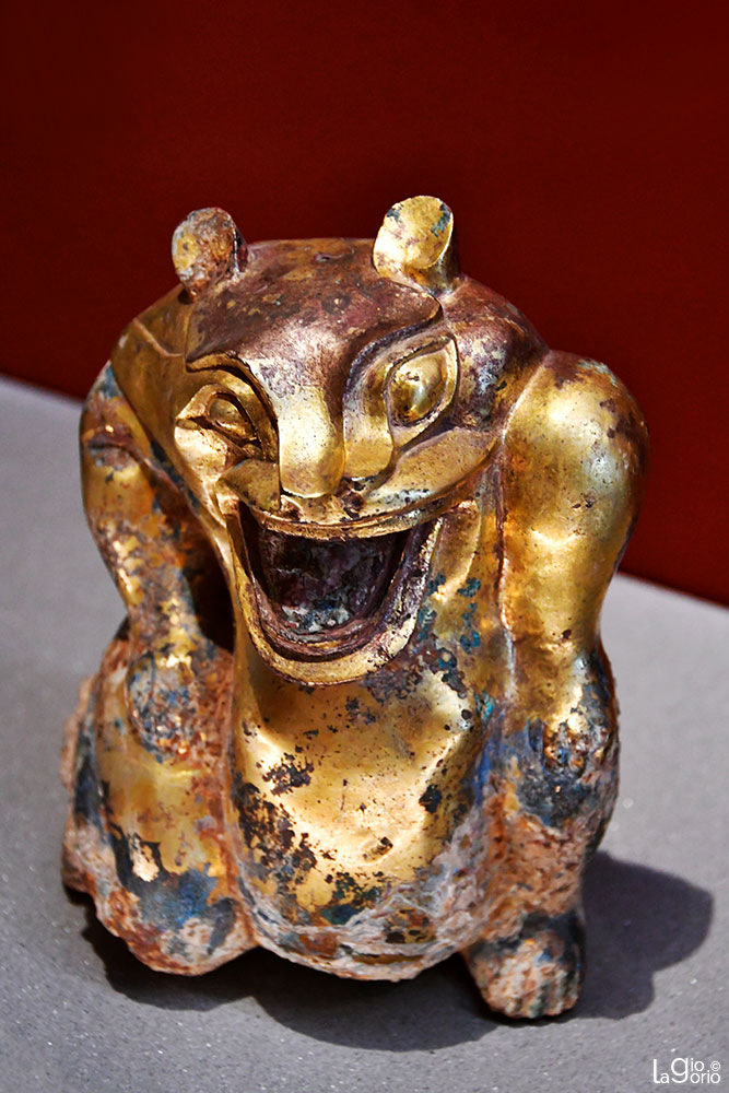 Orso · Bronzo dorato (206 220)
