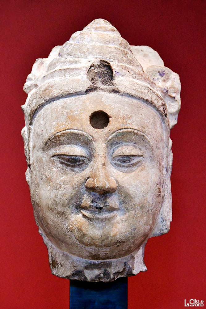 Testa di Buddha · Marmo (580 600)