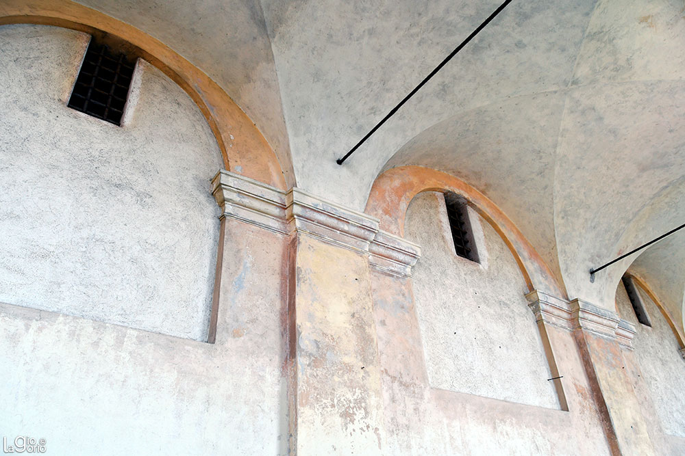 Logge di Santa Chiara · Finestre delle cellette di clausura · Parasio · Imperia Porto Maurizio