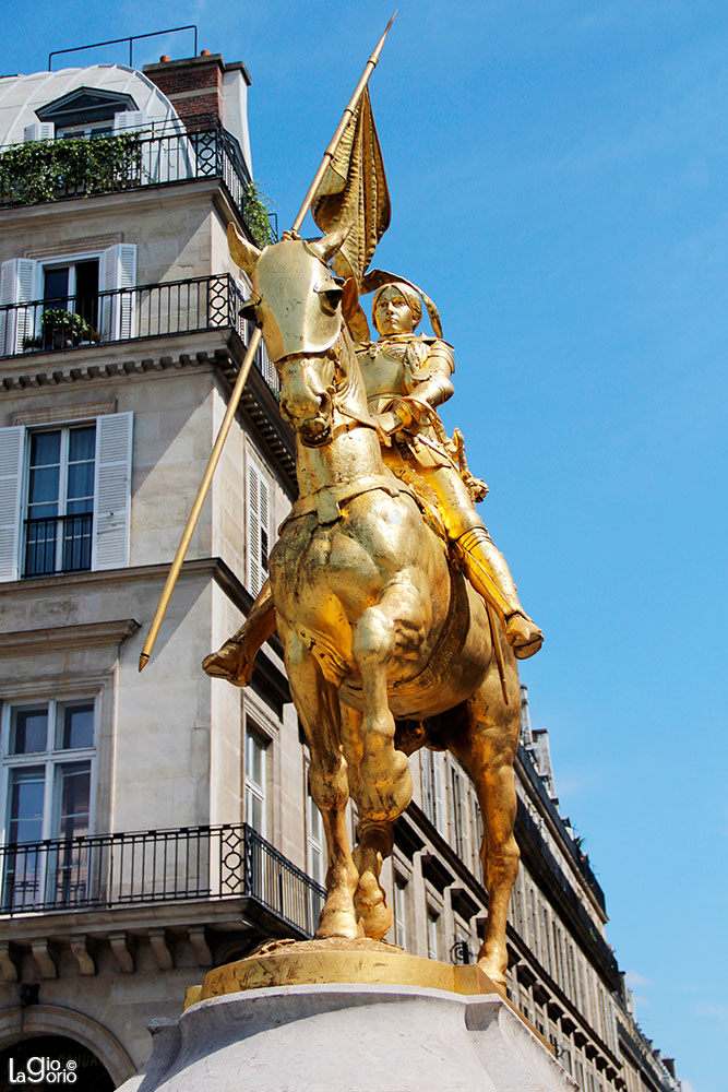 Jeanne d'Arc · Emmanuel Frémiet (1874) · Place des Pyramides · Paris