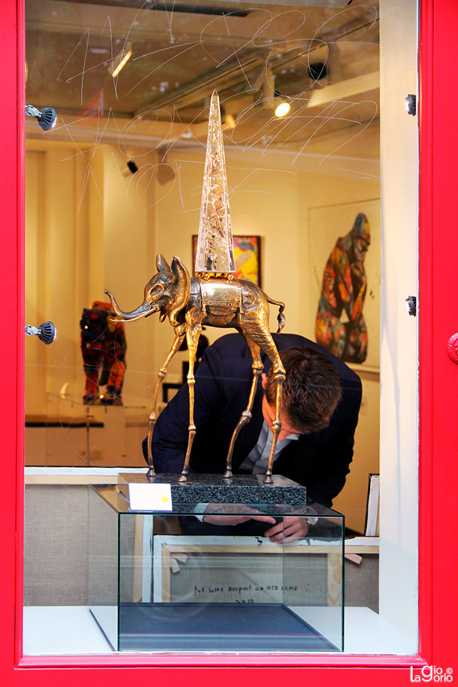 Elefante spaziale · Dalí · Da lì · Paris
