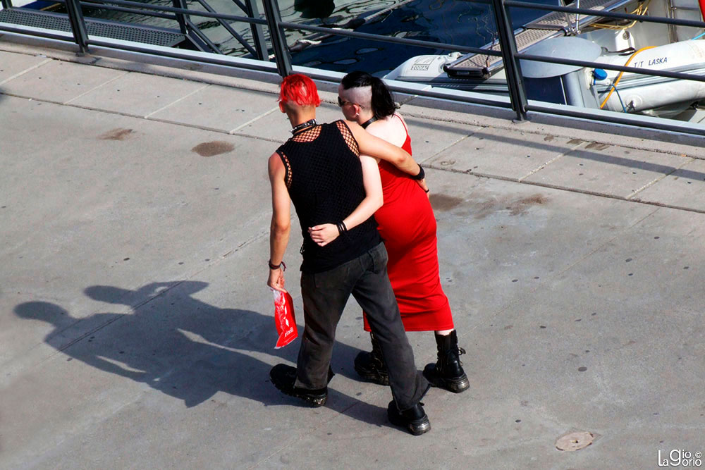 Il rosso e il nero · Genova